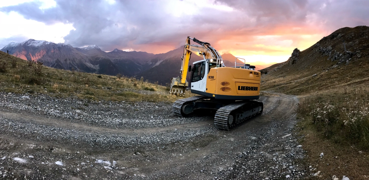 R 936 Compact Litronic - Liebherr